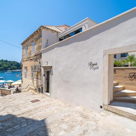 Apartments Villa Royale 챠브타트 외부 사진
