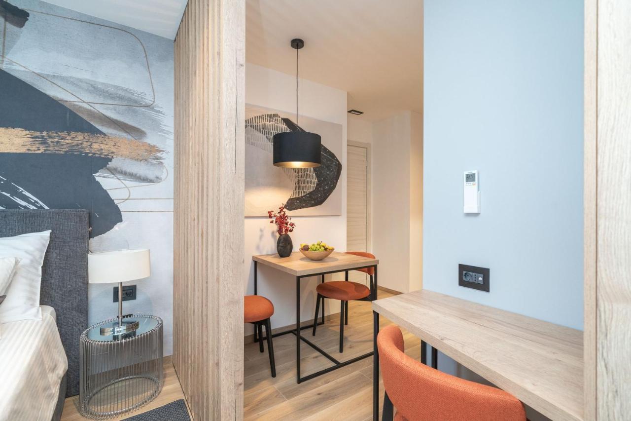 Apartments Villa Royale 챠브타트 외부 사진