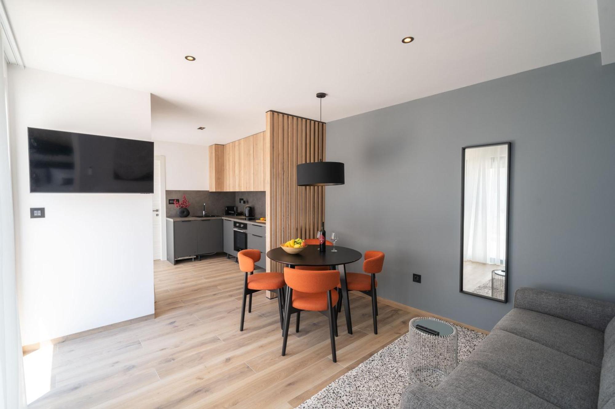 Apartments Villa Royale 챠브타트 외부 사진