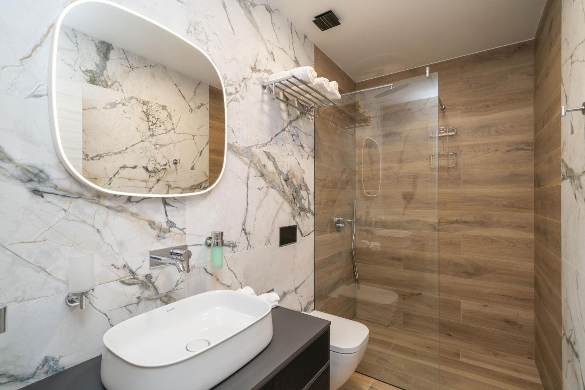 Apartments Villa Royale 챠브타트 외부 사진