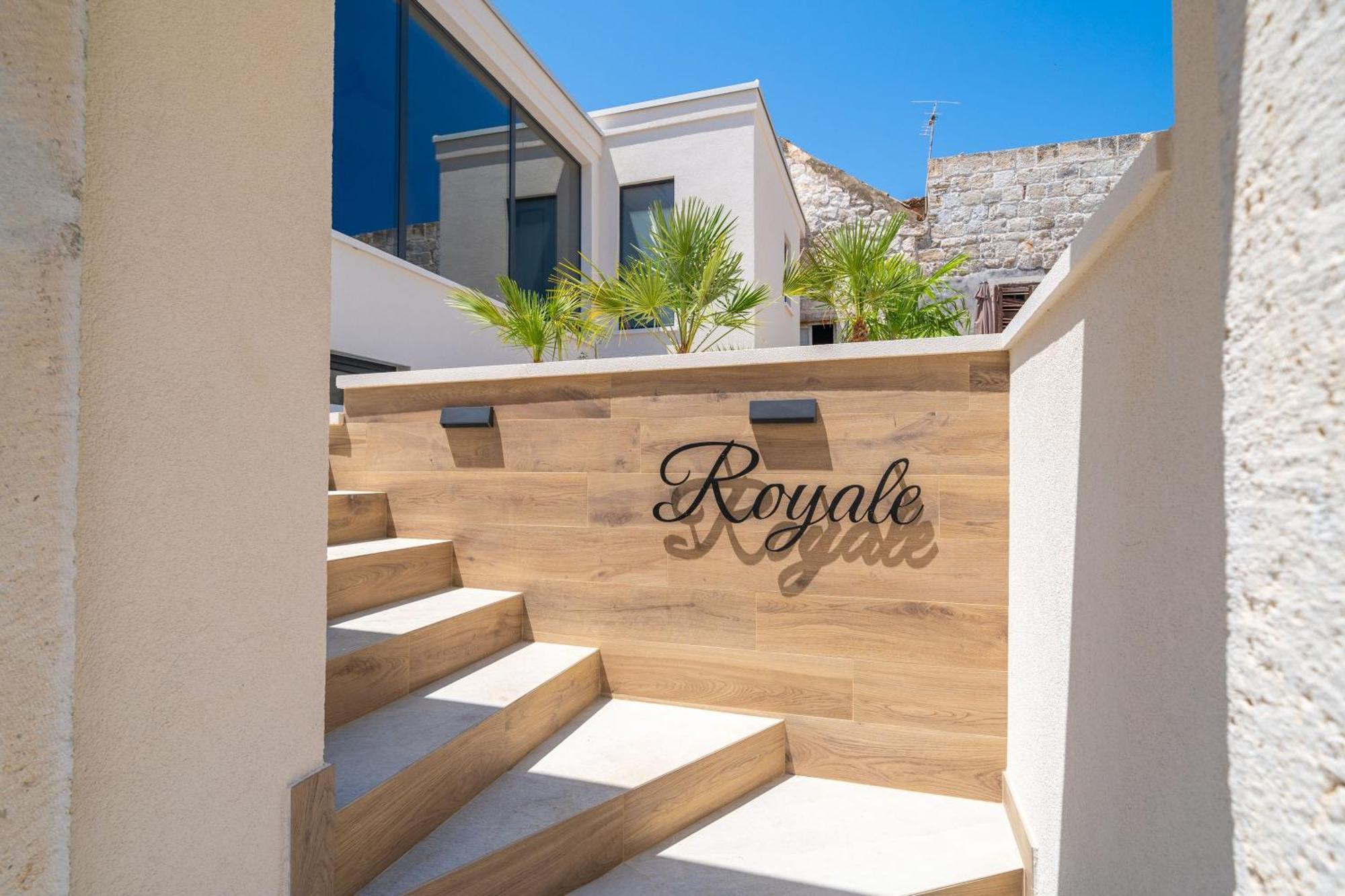 Apartments Villa Royale 챠브타트 객실 사진